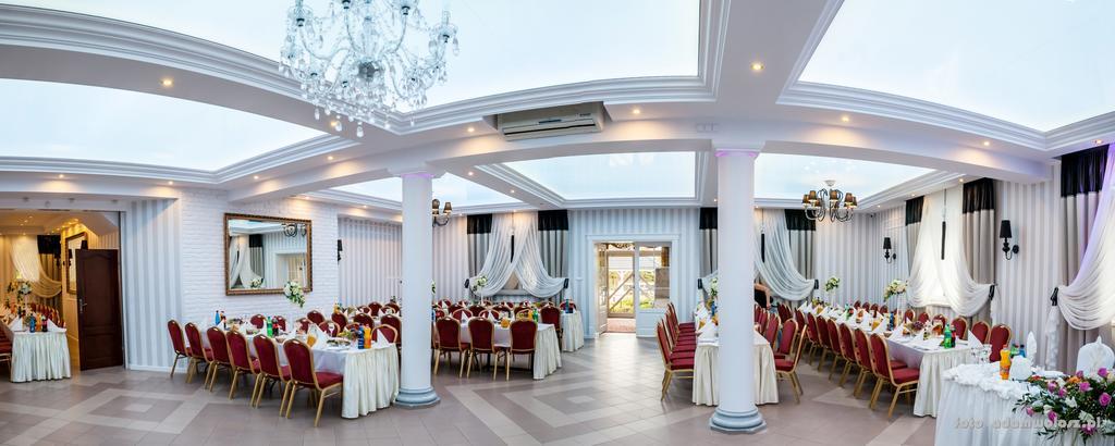 Bed and Breakfast "Arkadia" Остроленка Экстерьер фото