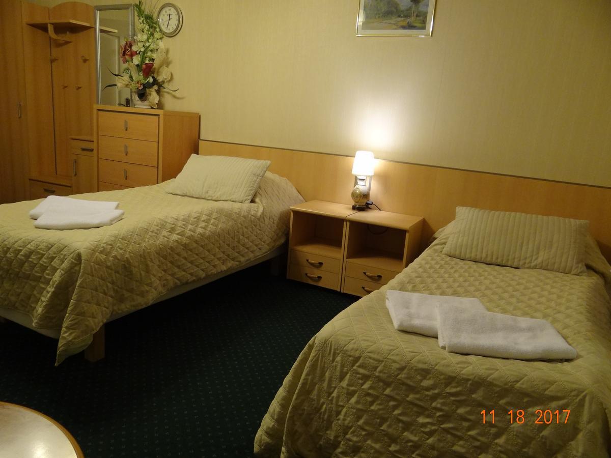Bed and Breakfast "Arkadia" Остроленка Экстерьер фото