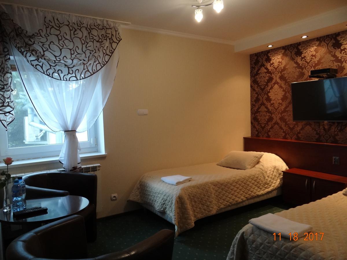 Bed and Breakfast "Arkadia" Остроленка Экстерьер фото